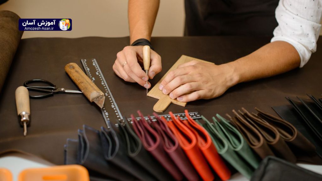 ساخت و فروش محصولات دست ساز چرمی